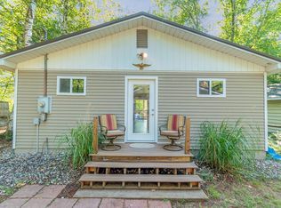 964 Rivers Terrace Rd, Gladwin, MI 48624