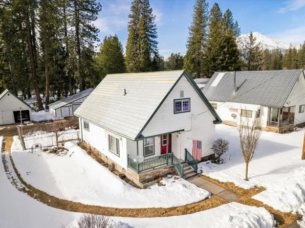 221 Shasta Ave, McCloud, CA 96057