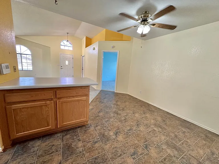 3905 Raymond Ave — Photo 18