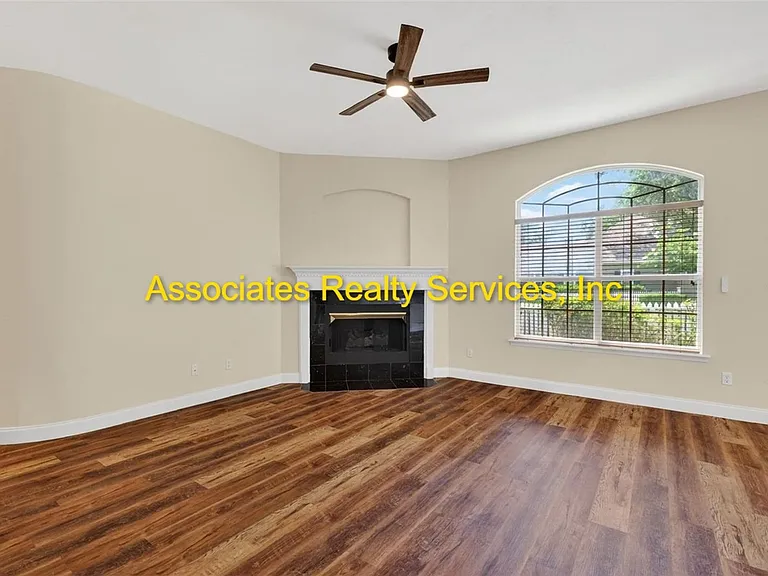 10370 SW 51st Ln — Photo 2