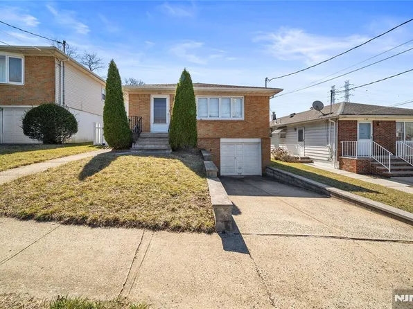 105 Lincoln Ave, North Arlington, NJ 07031