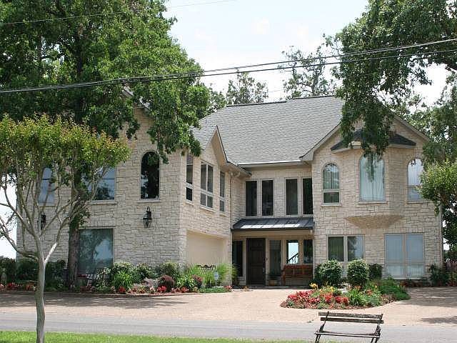 1st image of 612 Enchanted Isles Dr