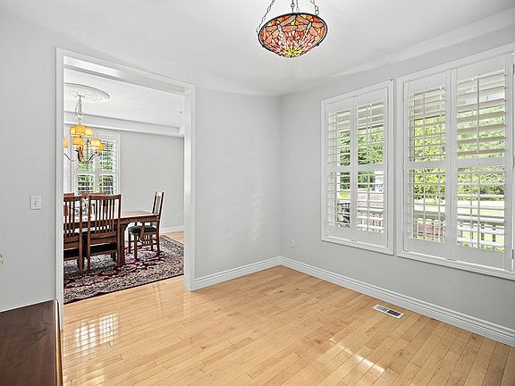 5th image of 43637 SE 147th Ln