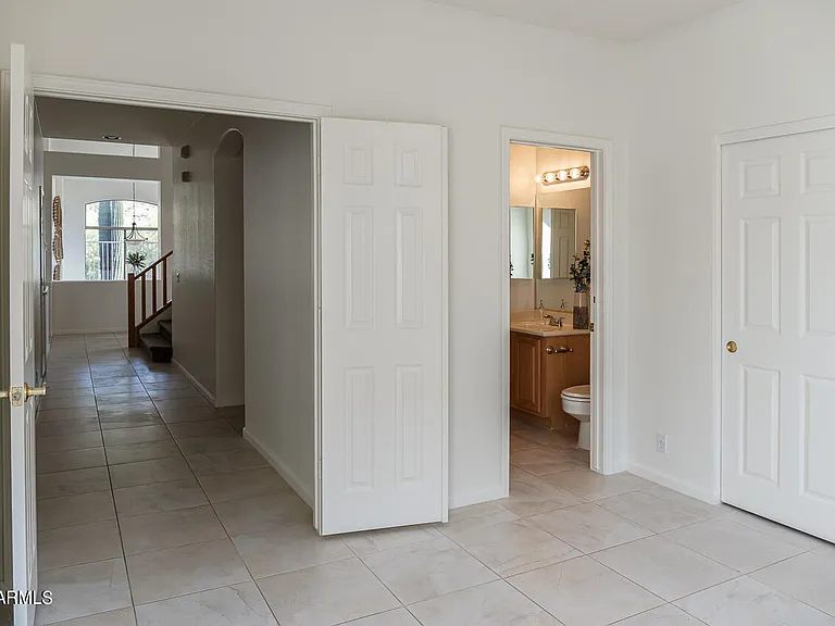 10619 N 140th Way — Photo 18