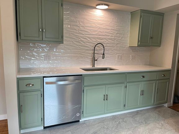 3rd image of 7212 65th Ave N #7208