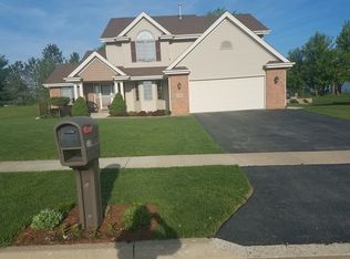 330 Prairie Trl, Stillman Valley, IL 61084