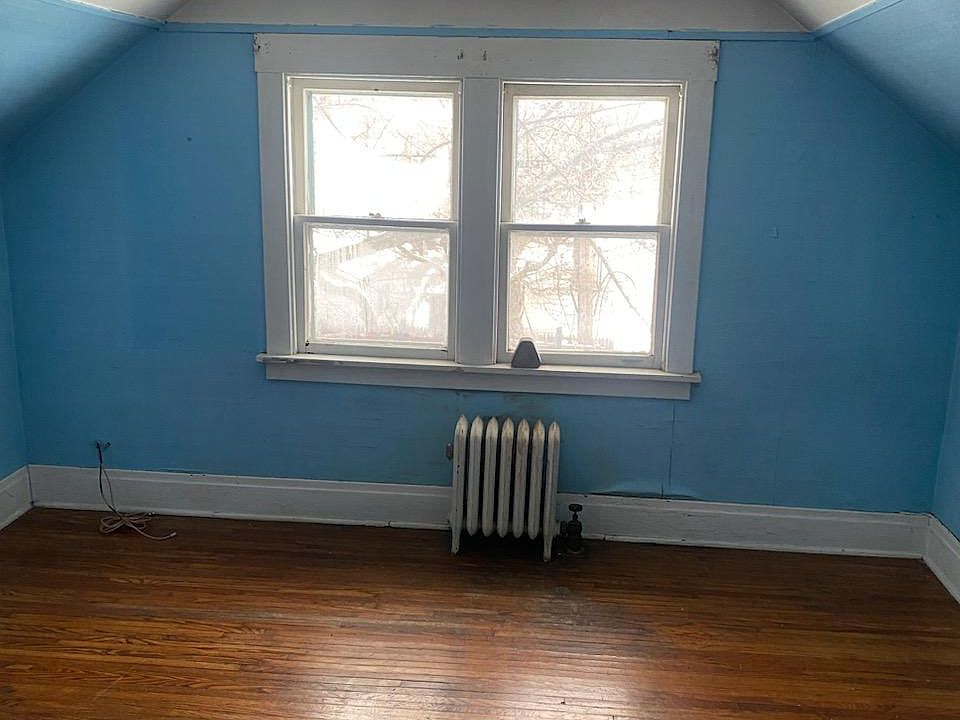 1st image of 235 Wabash Ave Floor 1