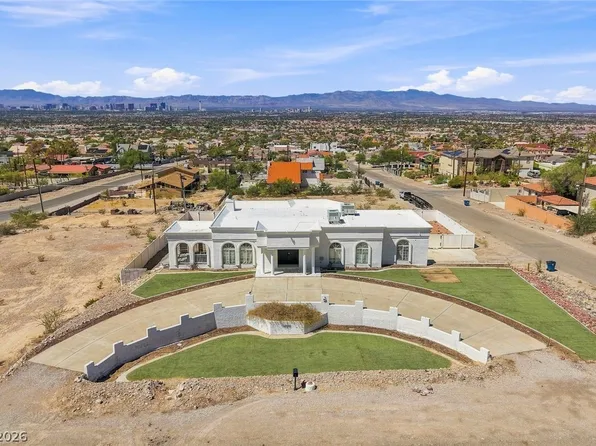 435 Los Feliz St, Las Vegas, NV 89110