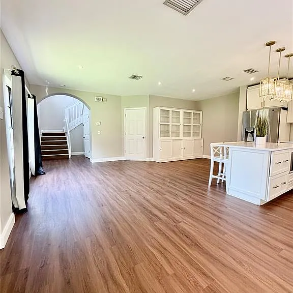 1050 Blackwater Dr — Photo 11
