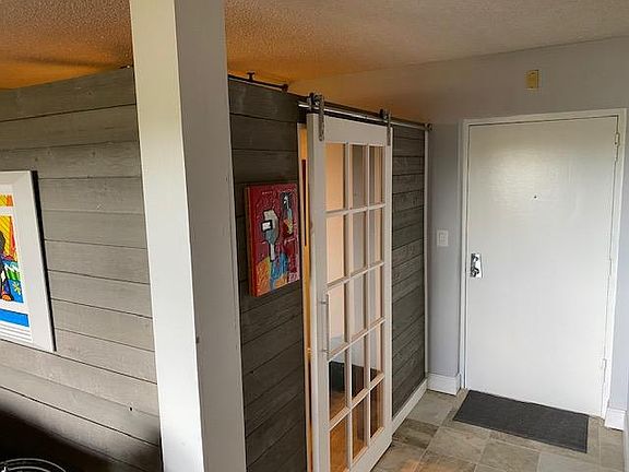 2nd image of 1000 River Reach Dr APT 517
