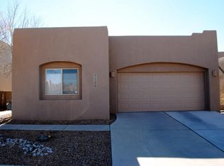 8848 Desert Finch Ln NE, Albuquerque, NM 87122