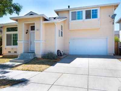 2571 Meda Ave, Santa Rosa, CA, 95404