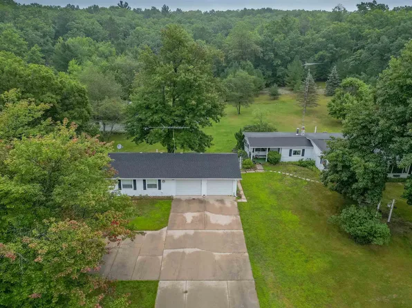 5921 E Haskell Lake Rd, Harrison, MI 48625