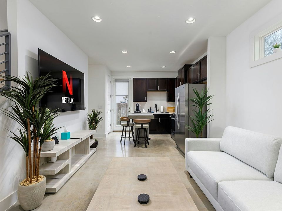 1st image of 3300 Dalton St #B1