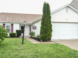 1498 Egret Ln, Greenwood, IN 46143