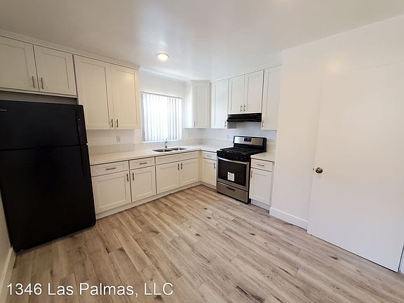 4th image of 1346 N Las Palmas Ave APT 11