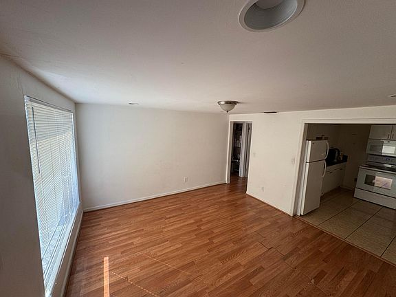 2nd image of 5645 Papaya Road