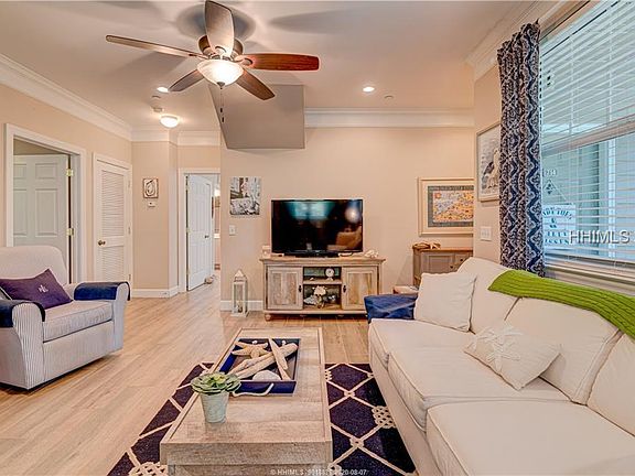 5th image of 71 Summerfield Ct APT 714