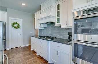 3rd image of 1343 162nd Avenue Nw