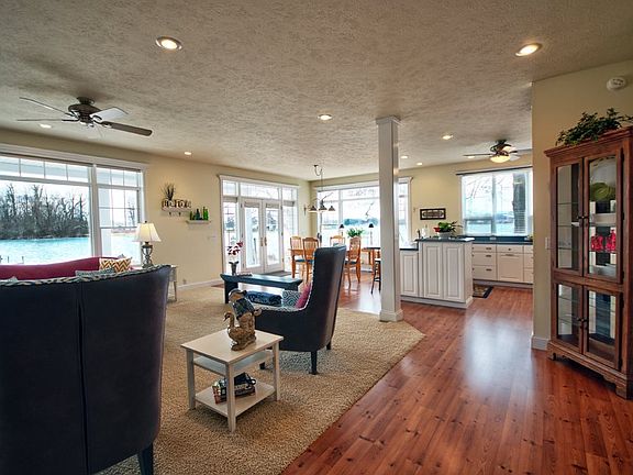 2nd image of 25580 N Shore Dr