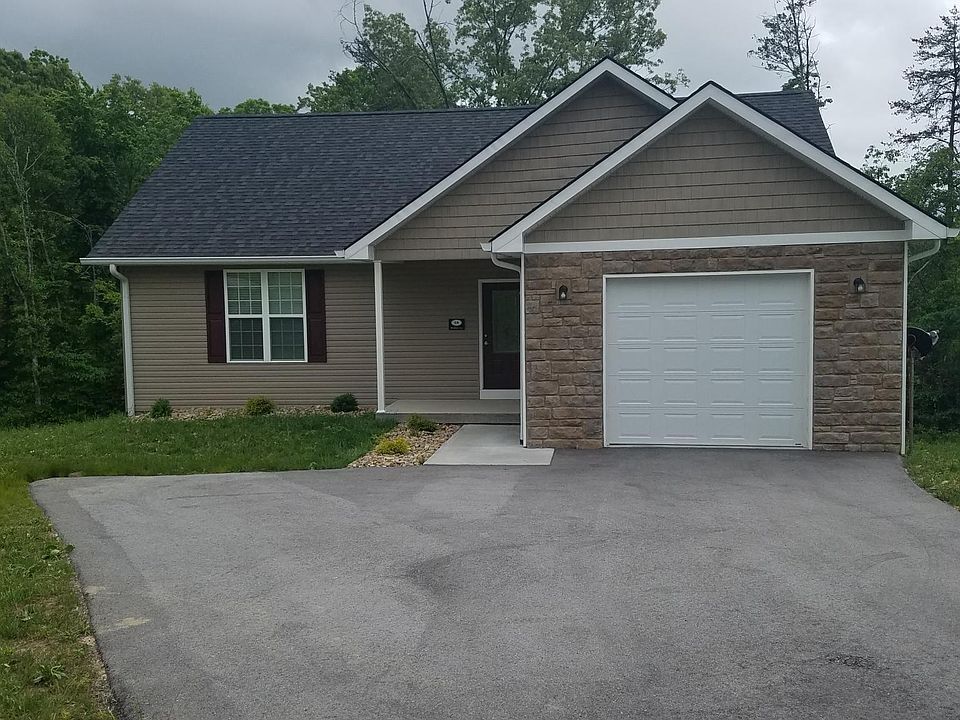 1st image of 68 Blackberry Ln