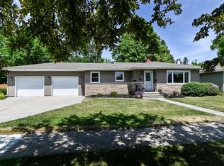 1016 12th Ave S, Moorhead, MN 56560