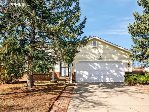 8230 Camfield Cir, Colorado Springs, CO 80920