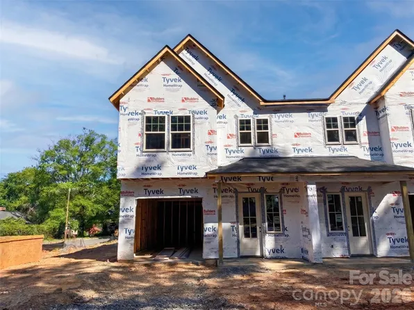 3926 Sarah Dr, Charlotte, NC 28217