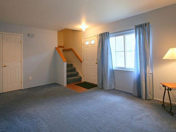 3rd image of 519 Long Shore Dr #B