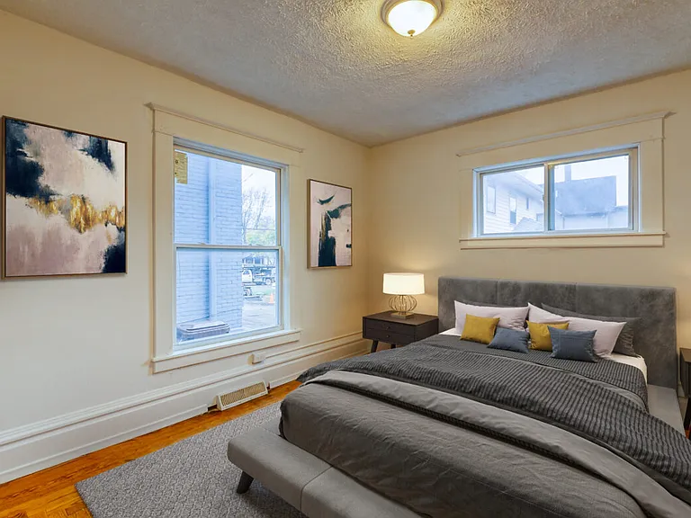 422 W Saginaw St #1 — Photo 10