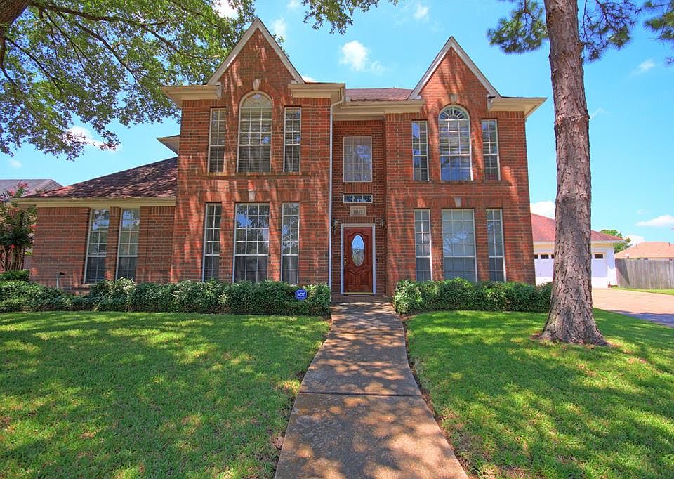 1st image of 12102 Ashley Circle Dr W