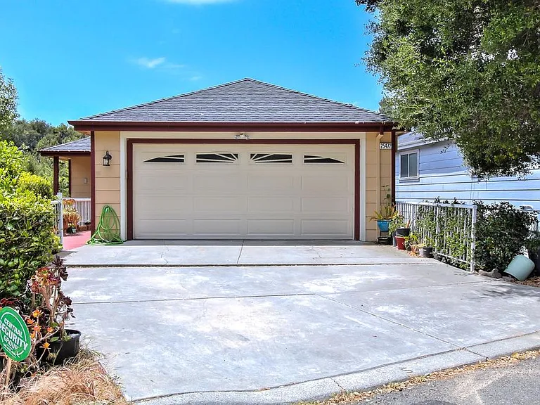 25472 Modoc Ct — Photo 37