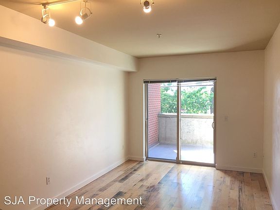 3rd image of 1410 E Pine St Unit 116