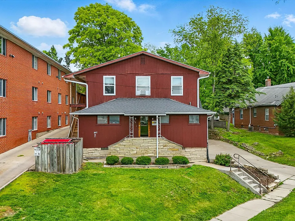 30 Valley Ave