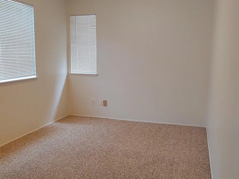 1718 Alki Ave SW #100 — Photo 13