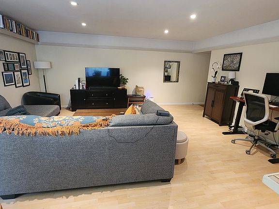 2nd image of 67 Brookwood Rd APT 1