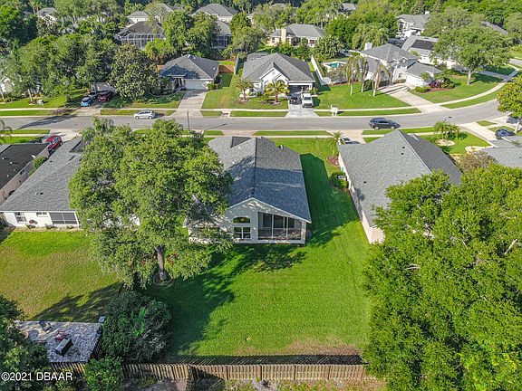 3rd image of 1411 Florida Moss Ln