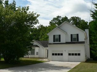 6687 Shapiro Ct, Stone Mountain, GA 30087