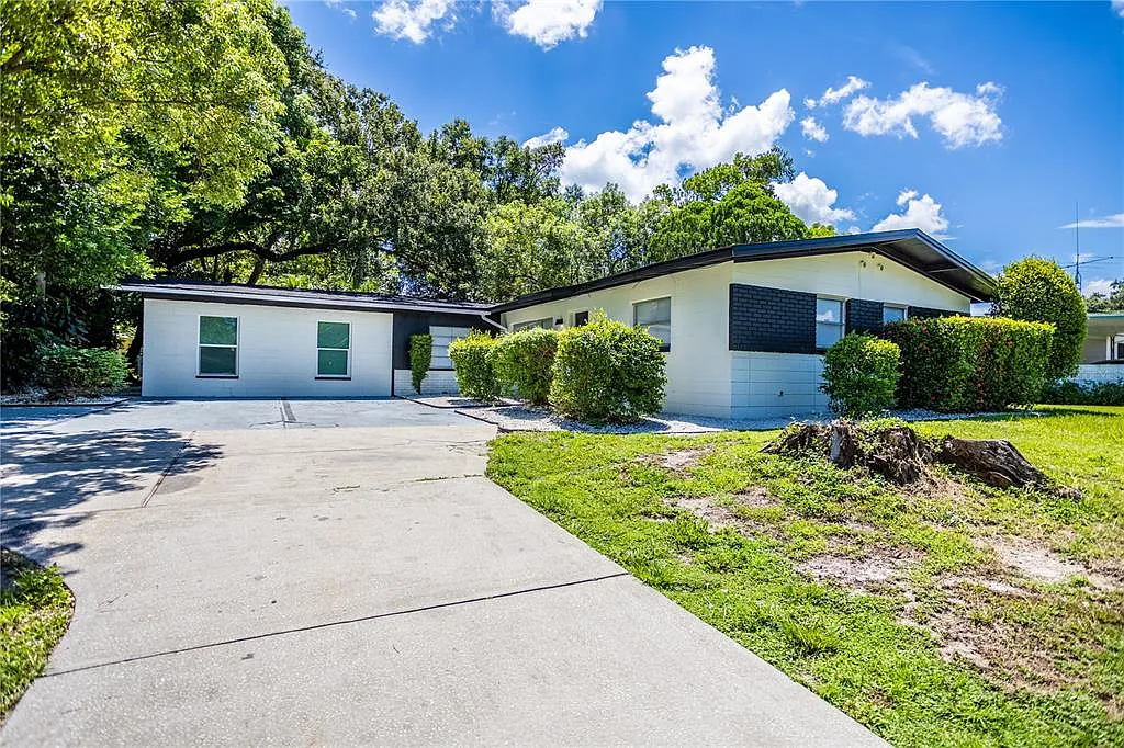 1 bed, 1.0 bath, 550 sqft, $2,000 — Photo 1