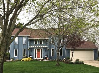 34325 Ada Dr, Solon, OH 44139