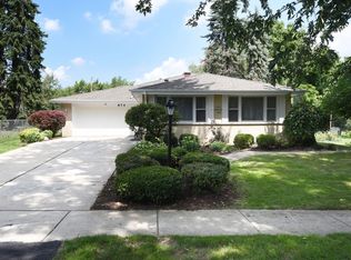 874 E Holly Way, Palatine, IL