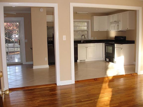 2nd image of 5443 Andover Rd