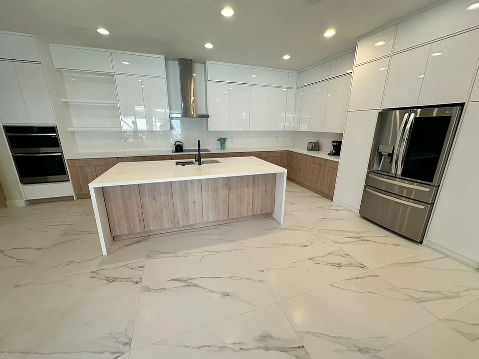 13965 Avon Park Cir