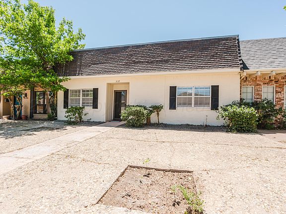 3rd image of 3137 SW 28th Ave
