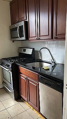 4th image of 55 Winthrop St #H4