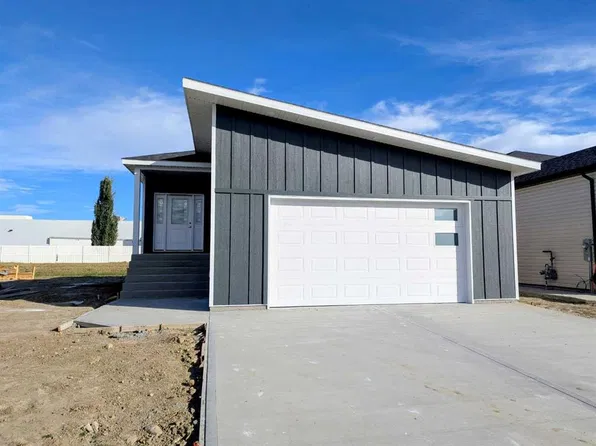 324 S Somerside Rd SE, Medicine Hat, AB T1B 0R2