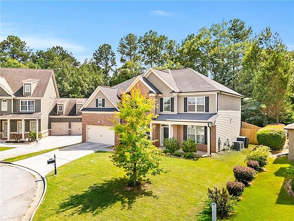 3rd image of 263 Silvertop Dr