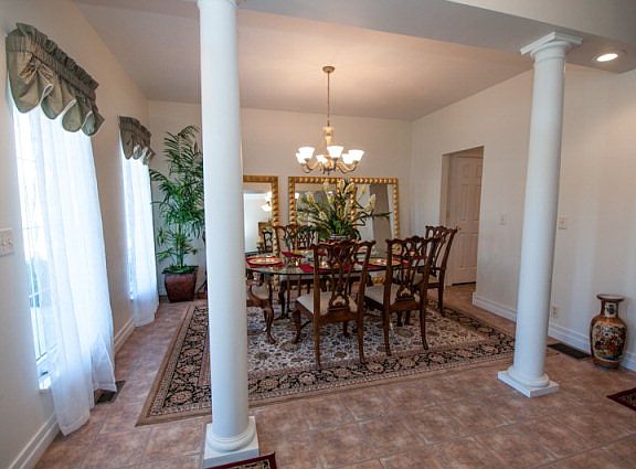 4th image of 1240 Tipton Ln
