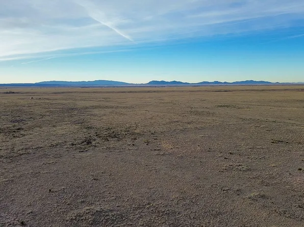 5-7 Estancia Ranchettes #A, Moriarty, NM 87035