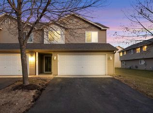 1236 Prairie View Trl, Farmington, MN 55024